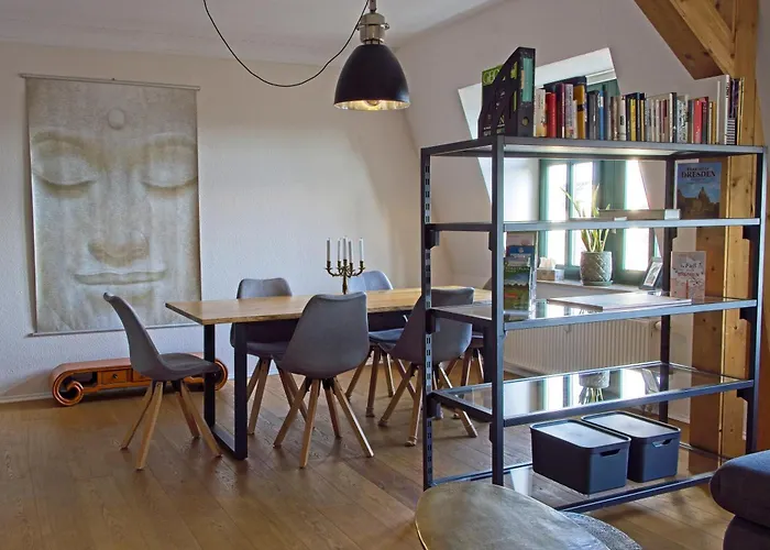 Neustadt-aussicht - Grosse Mit Balkon Drezda